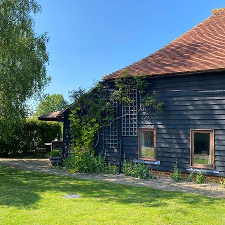The Hop Barn Villa Staplehurst ภายนอก รูปภาพ
