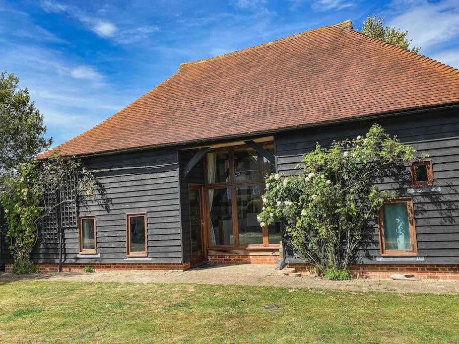 The Hop Barn Villa Staplehurst ภายนอก รูปภาพ
